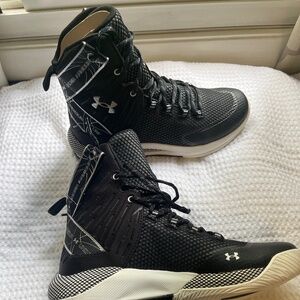 Women’s Volleyball shoes - UA